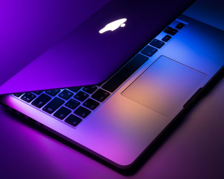 MacBook Air M4 Review: Faster, Smarter, Better?